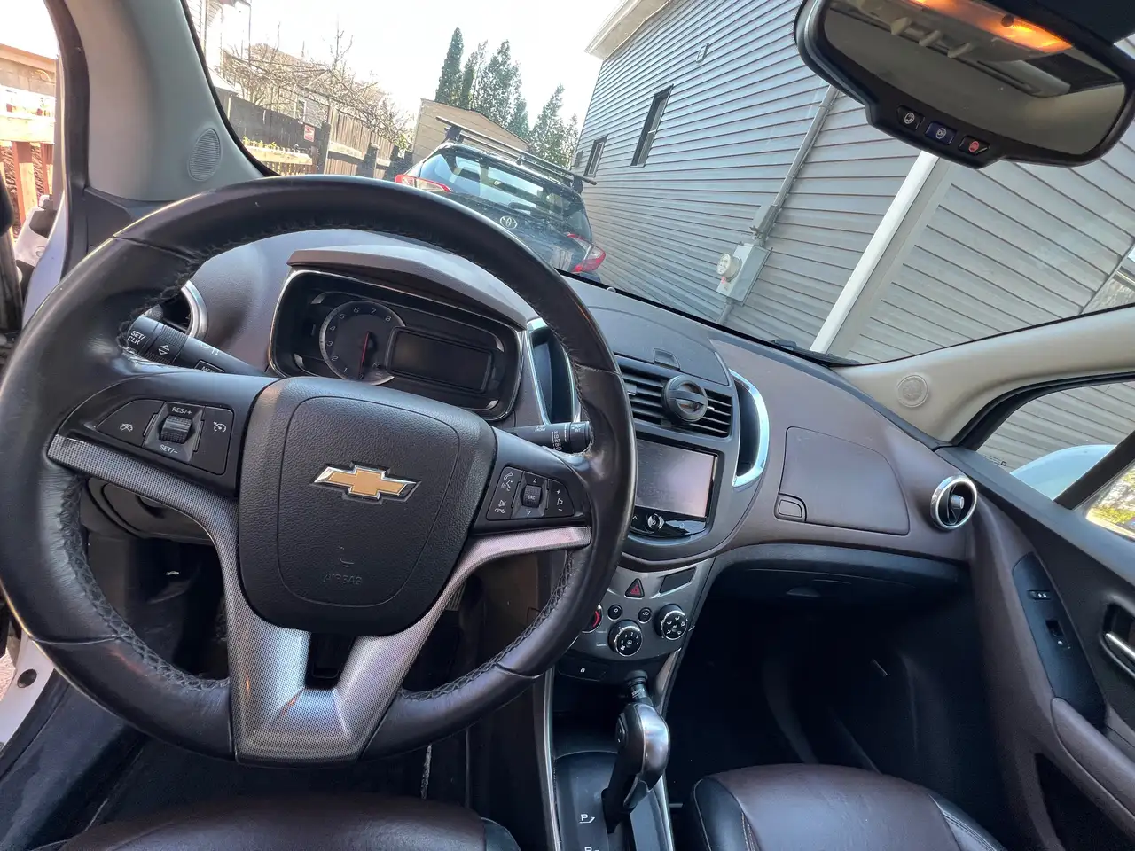 Chevrolet Trax снимка Chevrolet Trax