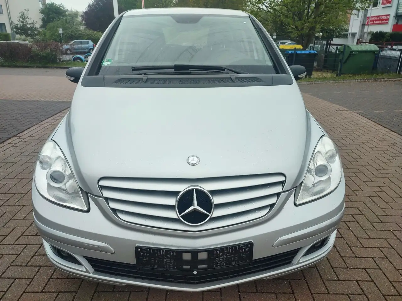Mercedes-Benz B 170