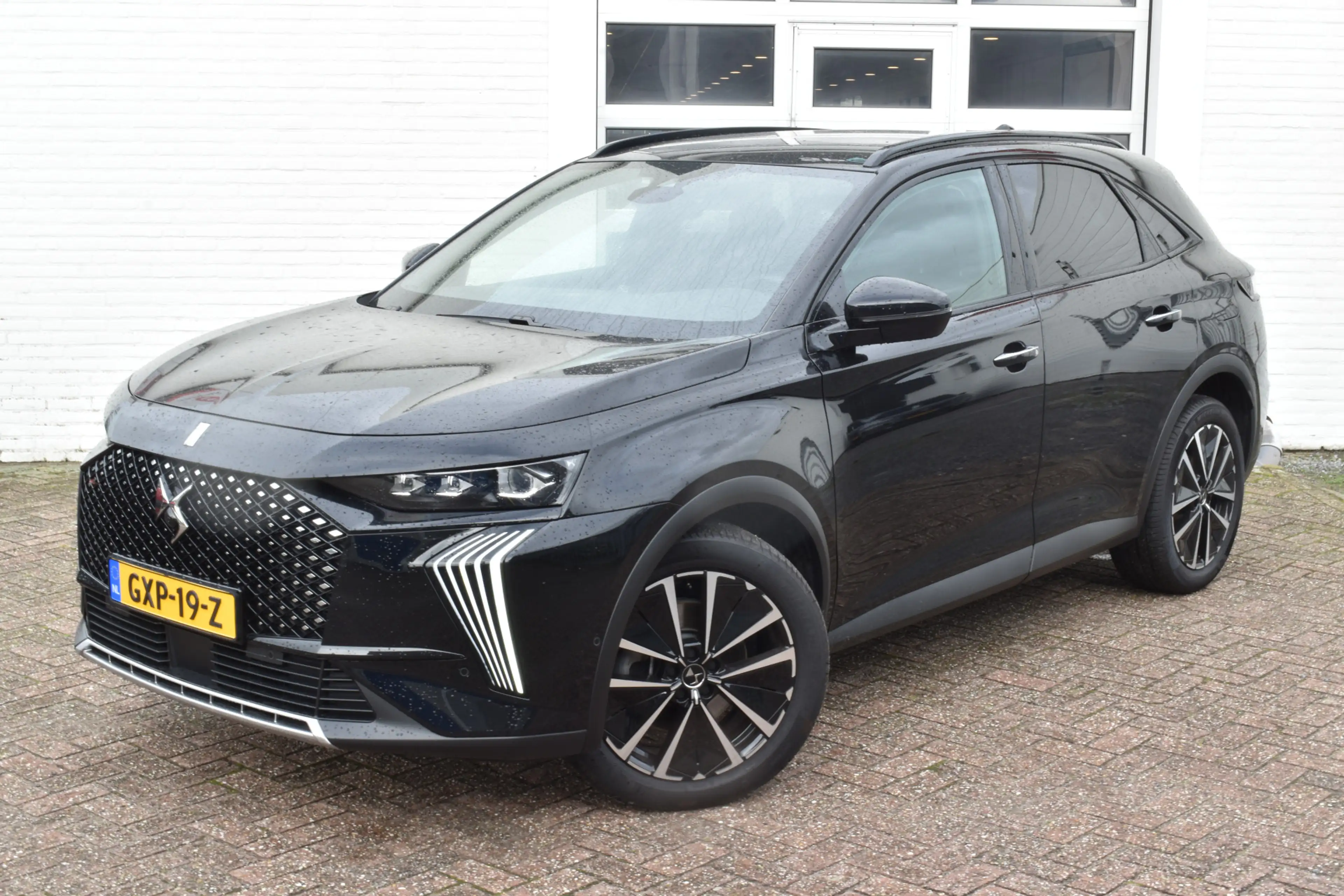 DS Automobiles DS 7 E-Tense 225 Rivoli Leder | Navi | — photo 8