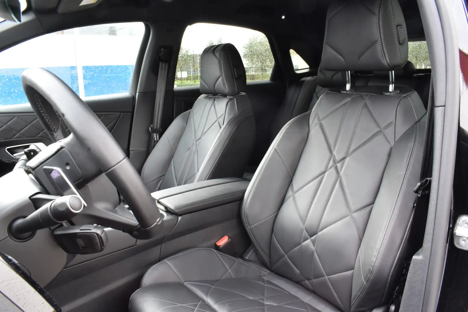 DS Automobiles DS 7 E-Tense 225 EAT8 Automaat Rivoli Lederen bekleding Schwarz - 2