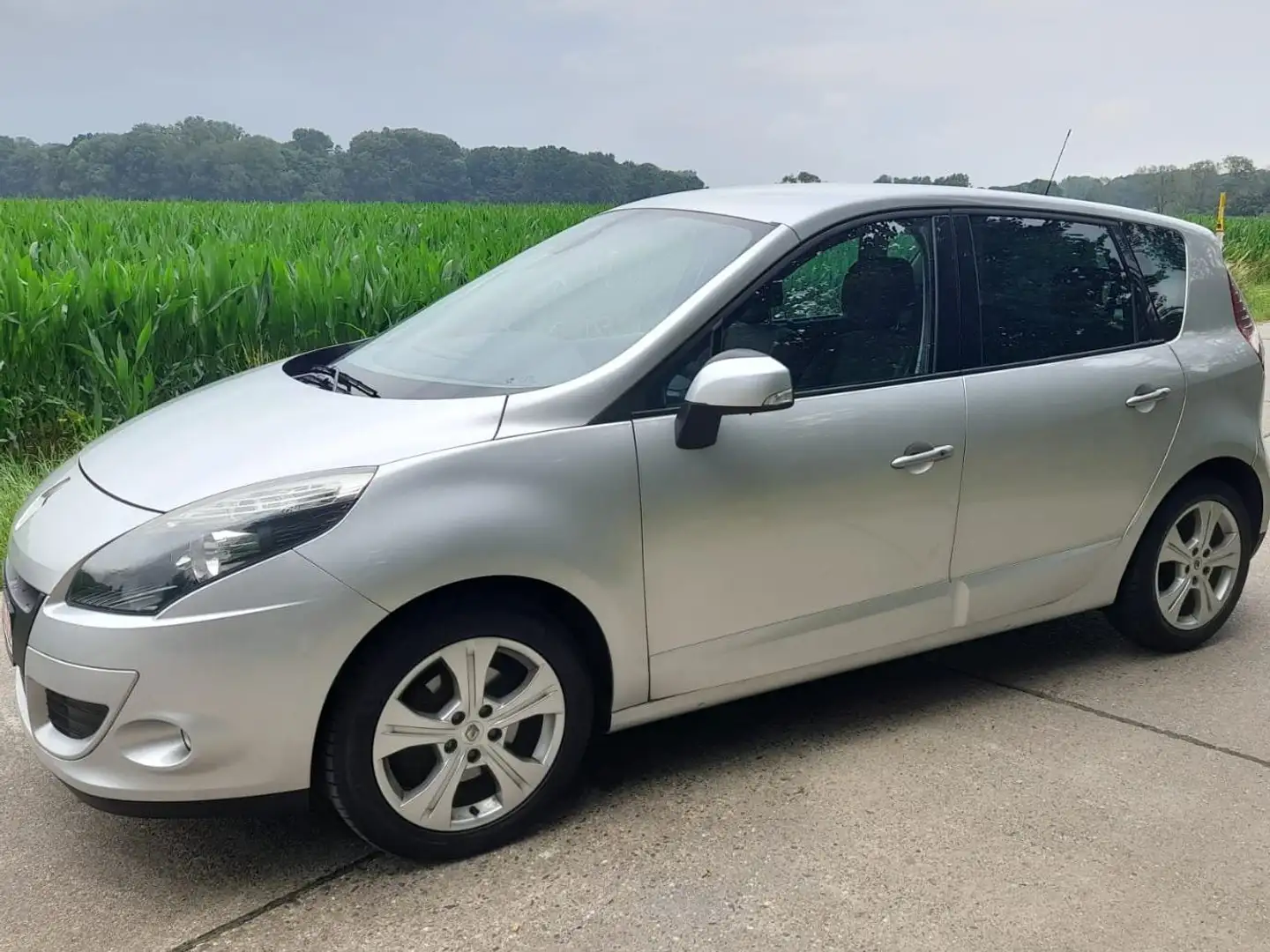 Renault Scenic TCe 130 Dynamique *ERSTE HAND*SEHR GEPFLEGT* Silber - 2