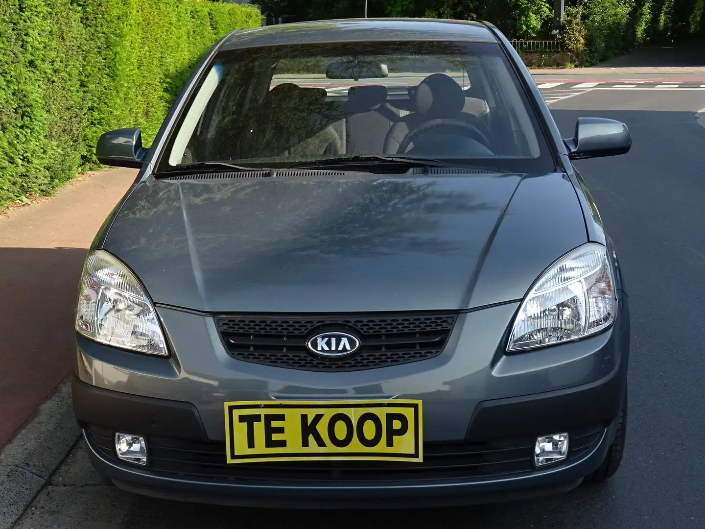 Kia Rio 1.4i Ventura Gri - 2