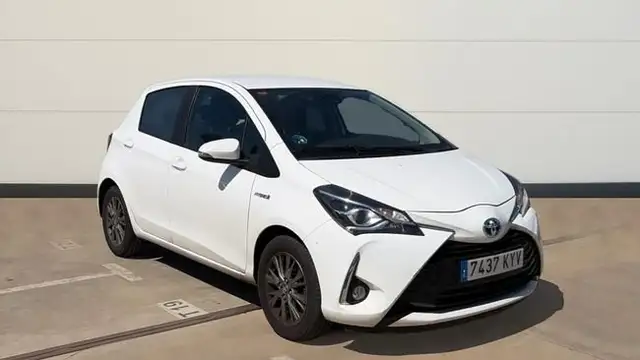 Toyota Yaris 1.5 VVT-I HYBRID ACTIVE TECH AUTO 100 5P