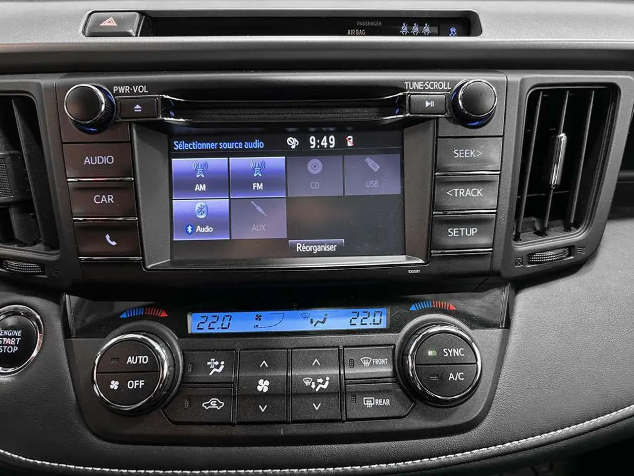 Toyota RAV 4 снимка Toyota RAV 4