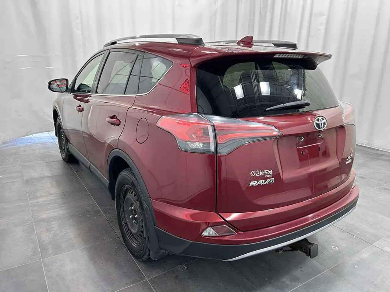 Toyota RAV 4 снимка Toyota RAV 4