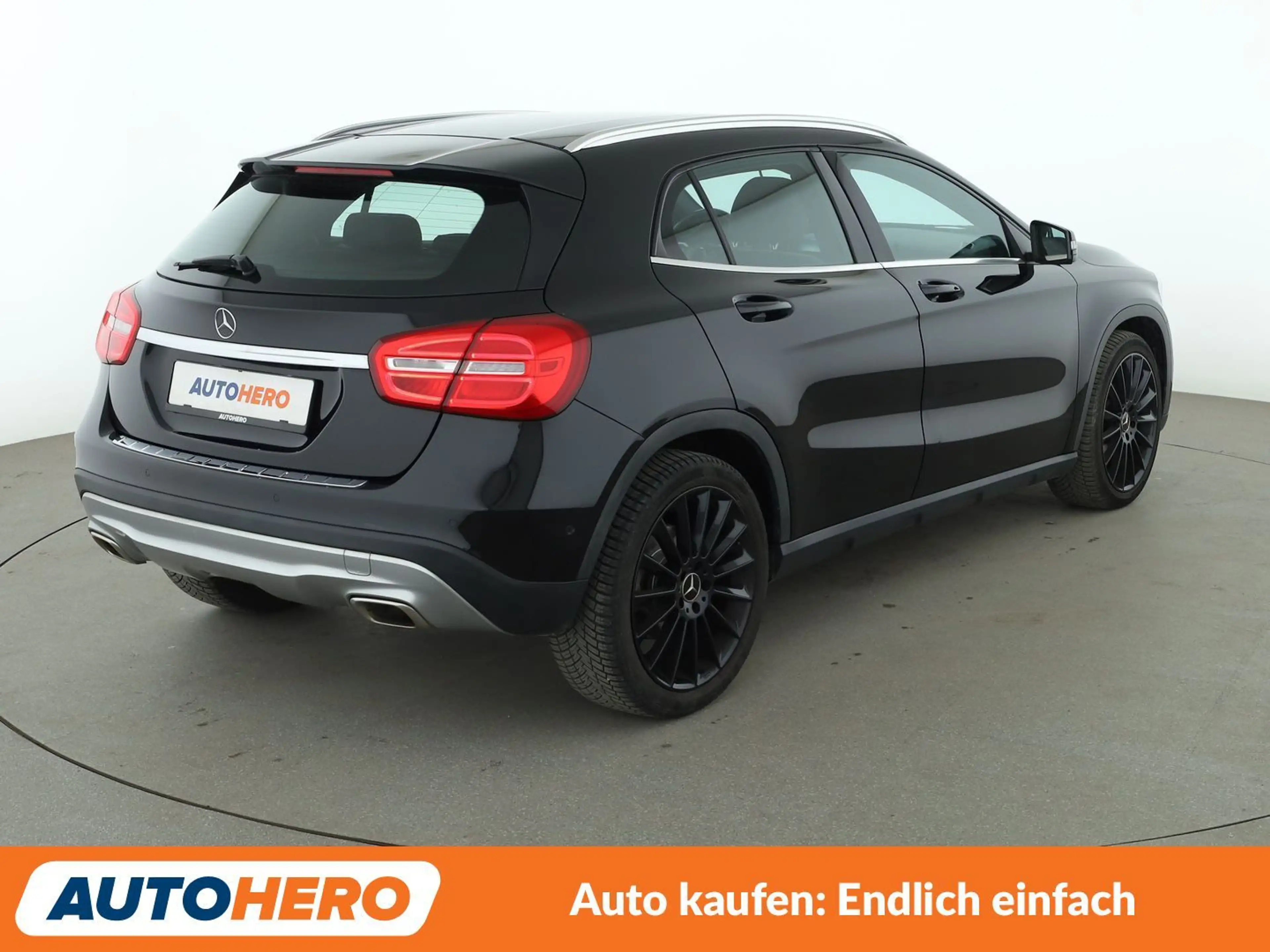 Mercedes-Benz GLA 180 GLA 180 Urban*PDC*SHZ*KLIMA*ALU* — photo 6