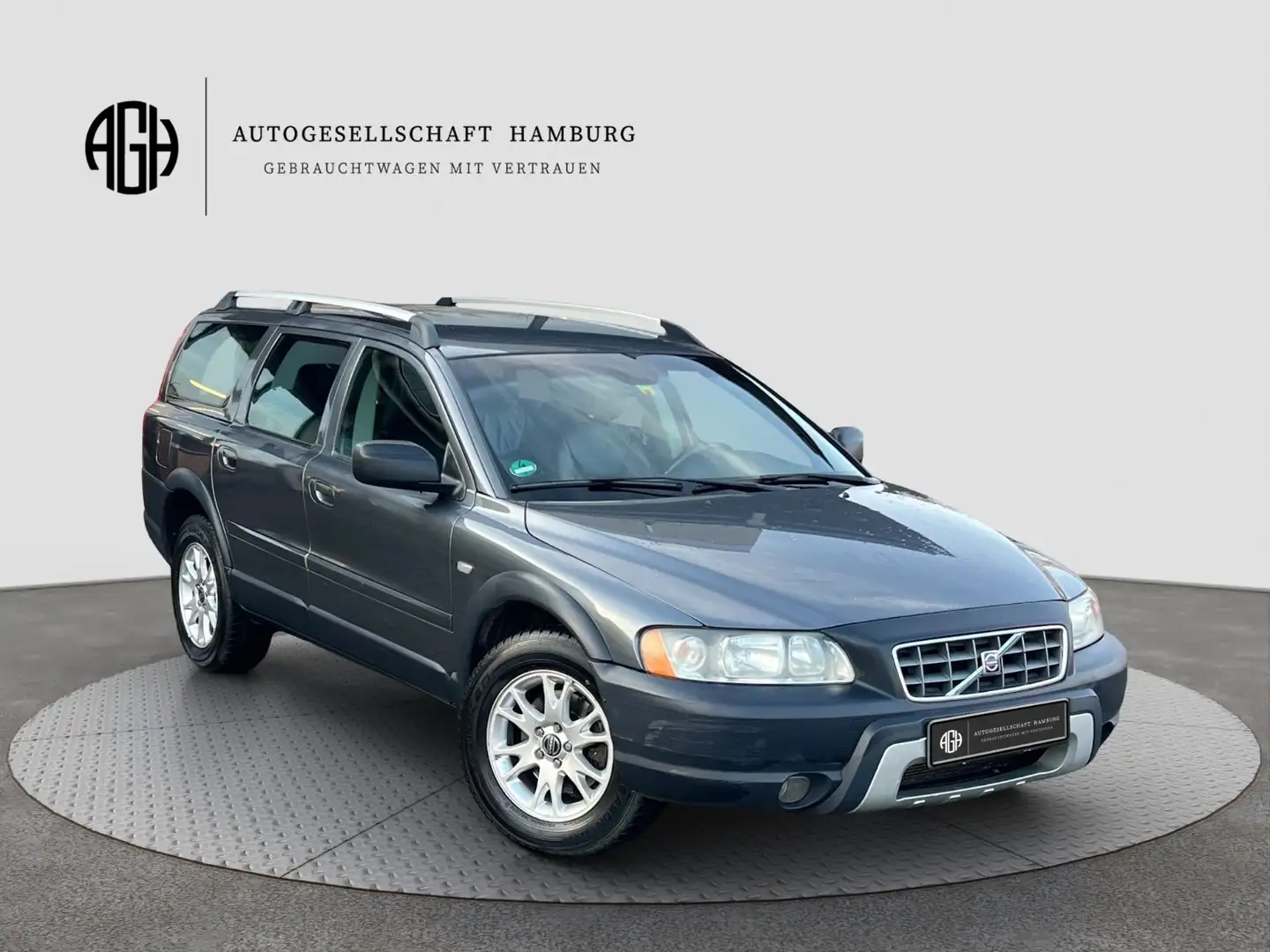 Volvo XC70 D5 AWD Momentum*Autom.*AHK*PDC*4Season Gris - 1