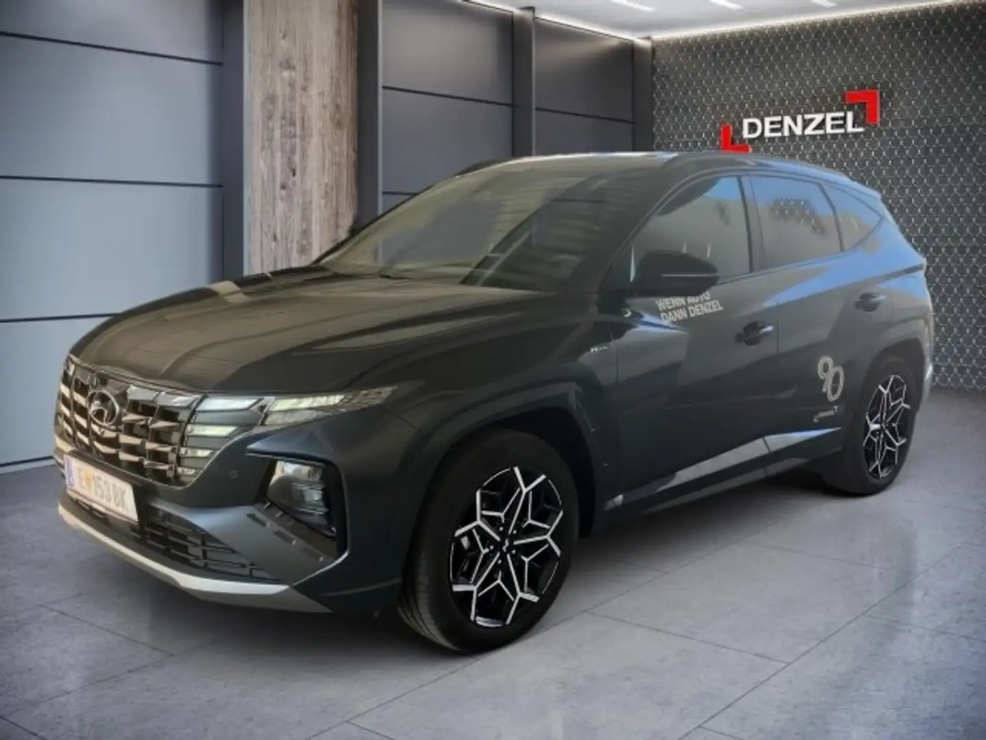 Hyundai TUCSON NX4 N-Line 1,6 T-GDi PHEV 4WD AT Zwart - 1