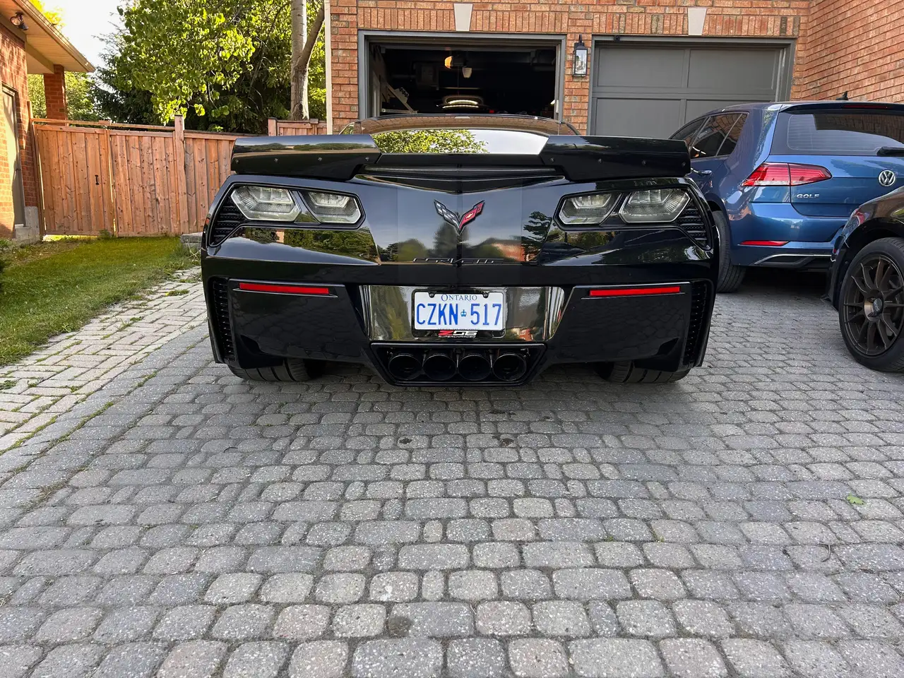 Chevrolet Corvette снимка Chevrolet Corvette