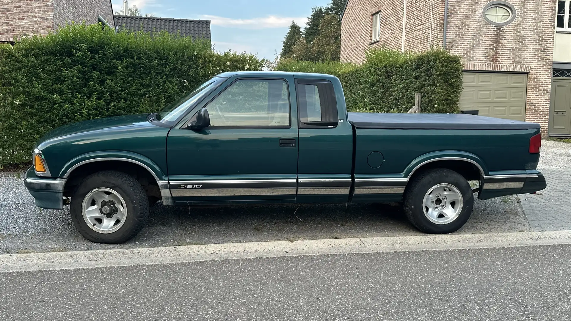 Chevrolet S-10 Pick Up Grün - 2