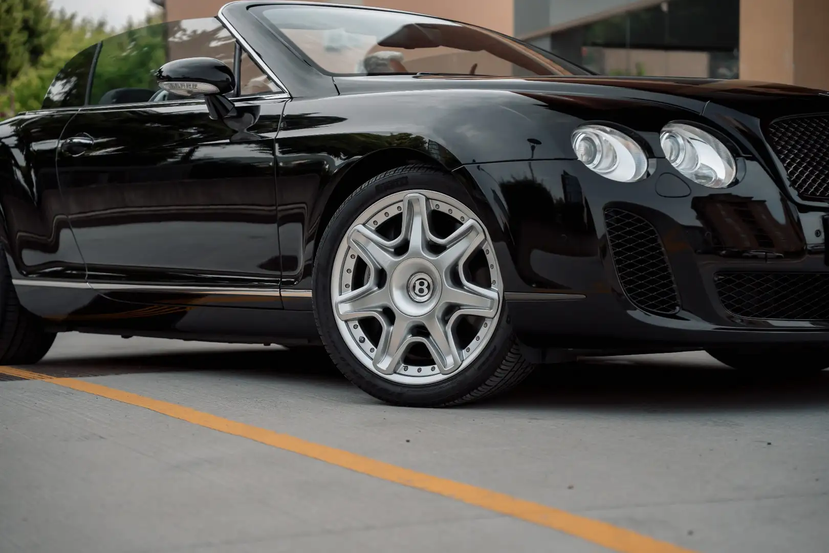 Bentley Continental GTC PACCHETTO MULINER Чёрный - 1
