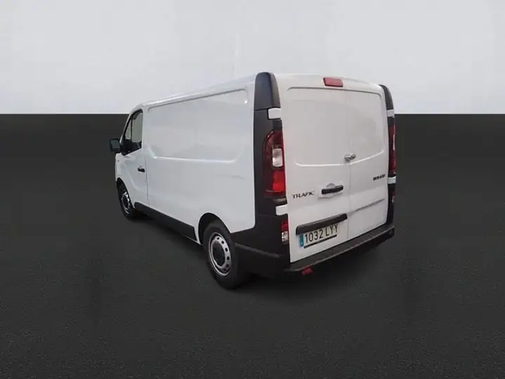 Renault Trafic 2022, foto 6