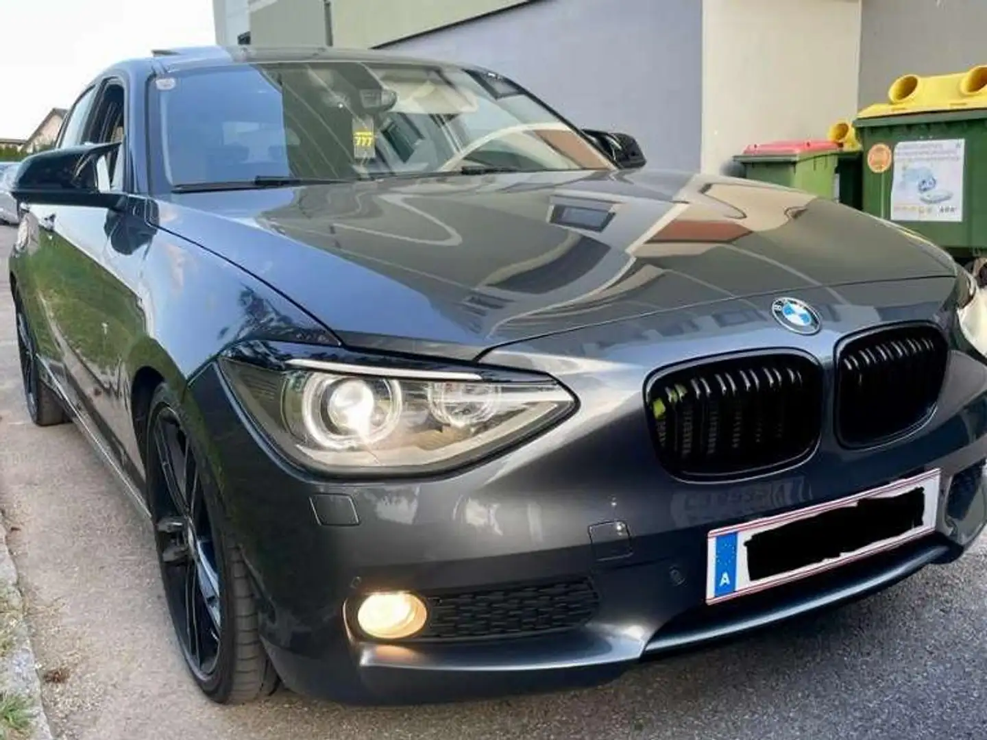 BMW 116 116d Grau - 2