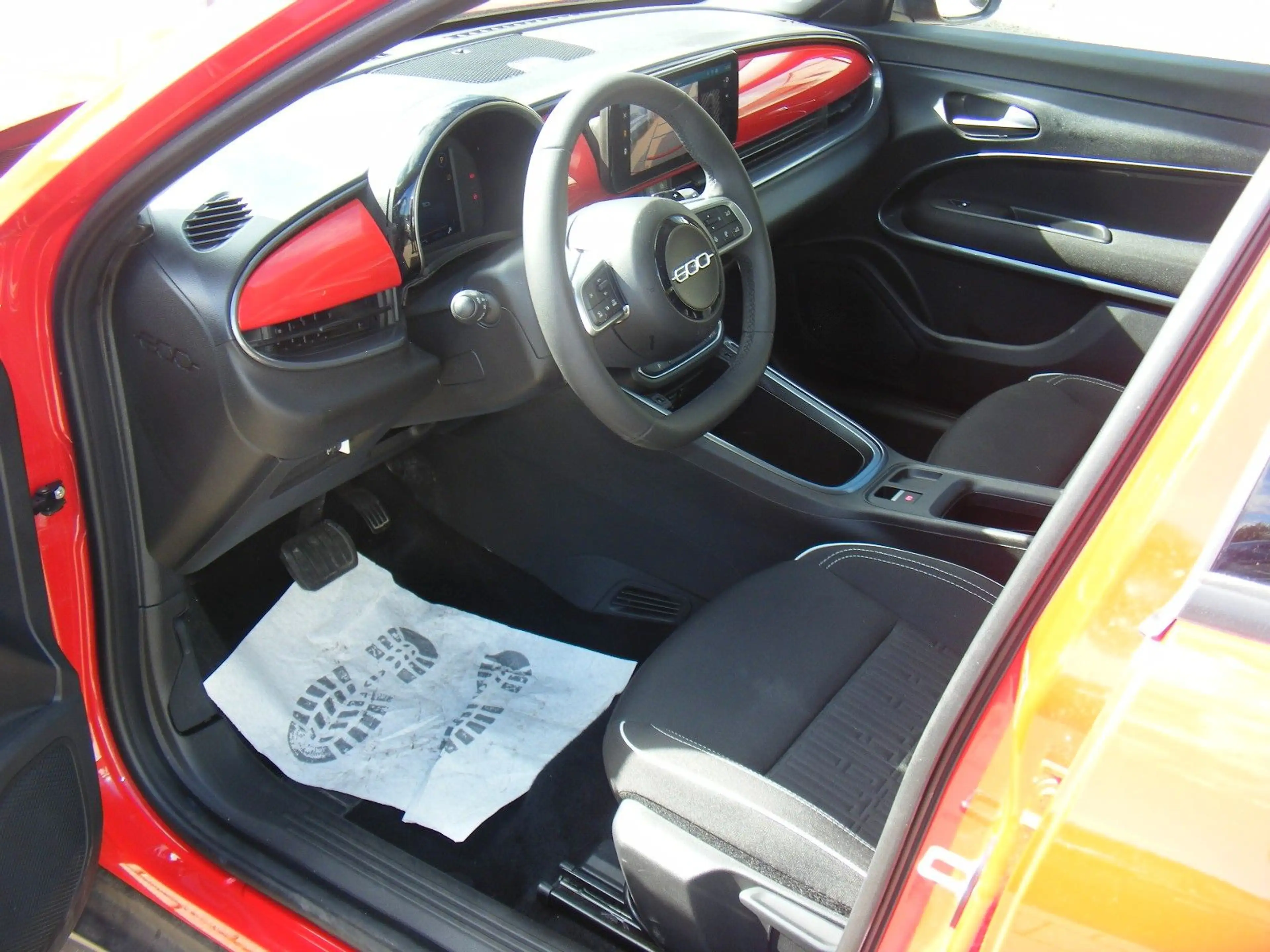 Fiat 600 Hybrid Basis — photo 9