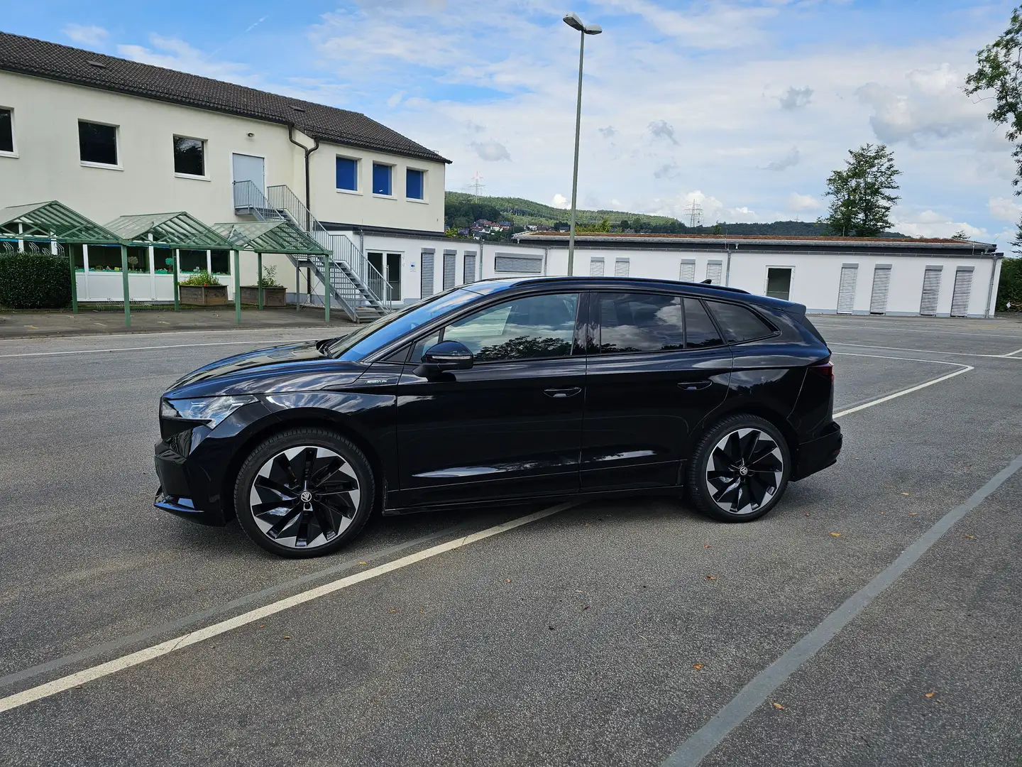 Skoda Enyaq Enyaq iV 80 Sportline Black - 2