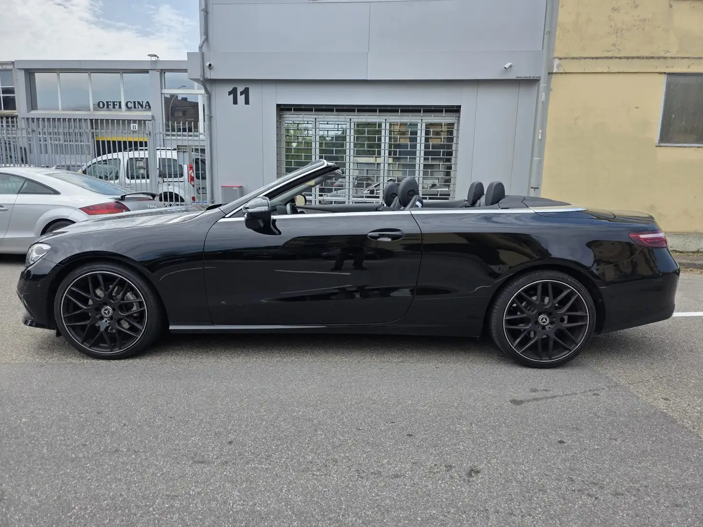 Mercedes-Benz E 220 Classe E - A238 Cabrio Cabrio d Premium auto Nero - 2
