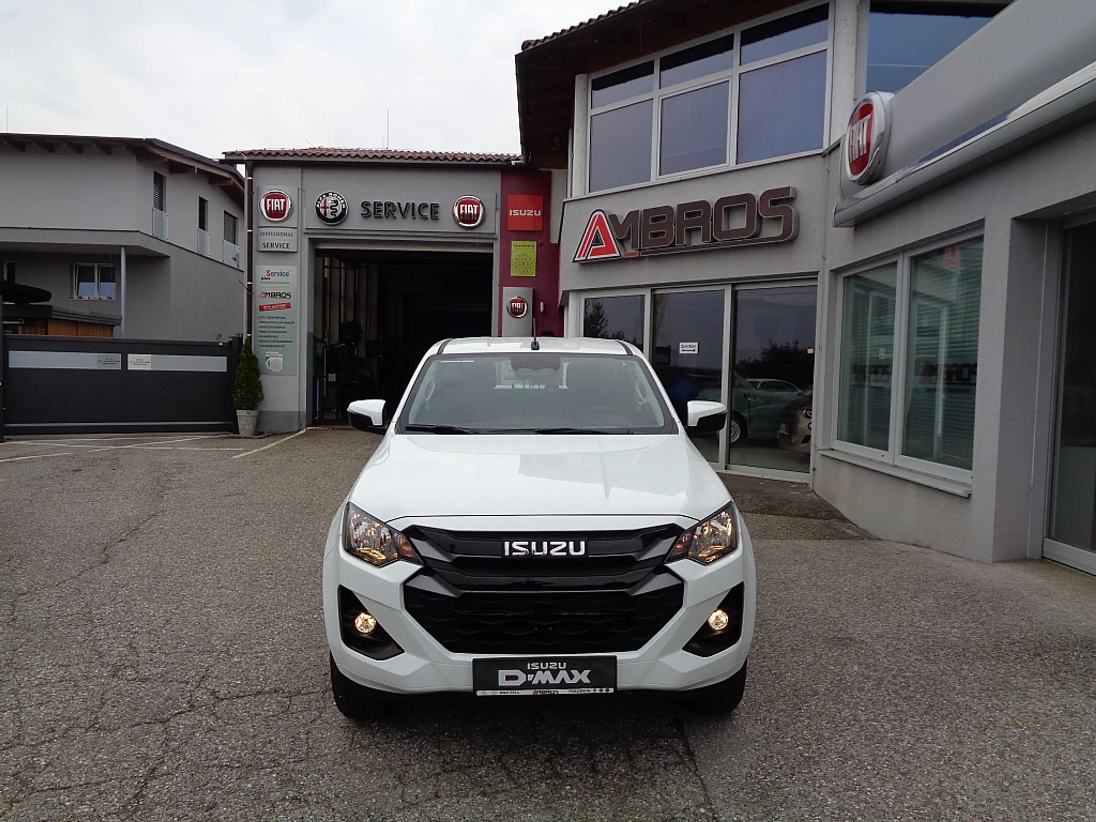 Isuzu D-Max D-MAX Double Cab 4x4 LS A/T NOVA-FREI — photo 11