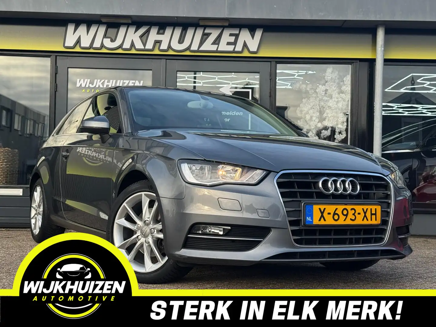 Audi A3 1.4 TFSI Ambition Pro Line plus Automaat met Clima Gris - 1