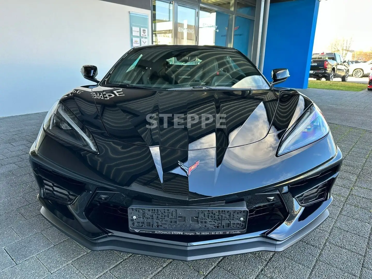 Corvette C8 Stingray Coupe 6,2 V8 3LT Europamodell Schwarz - 2