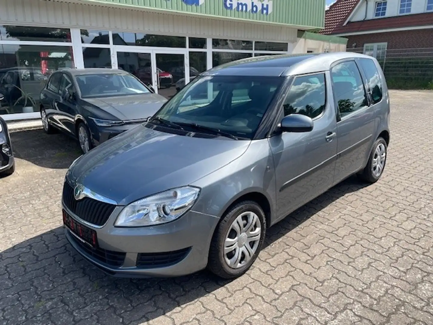 Skoda Roomster 1.2 TSI mit AHZ Grigio - 2