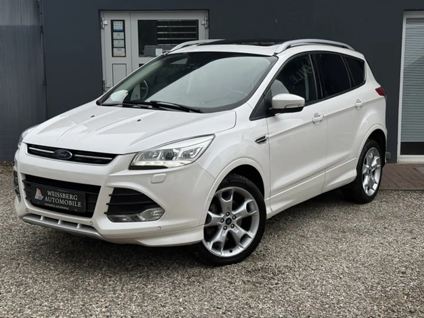 Ford Kuga 4x4 Aut,Leder,Navi,Pano,Xenon ST-Line Wit - 1