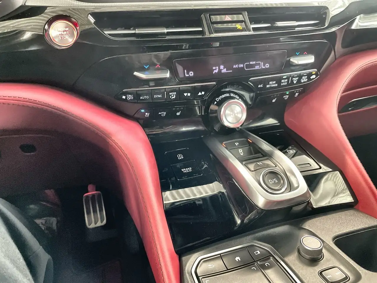 Acura MDX снимка Acura MDX
