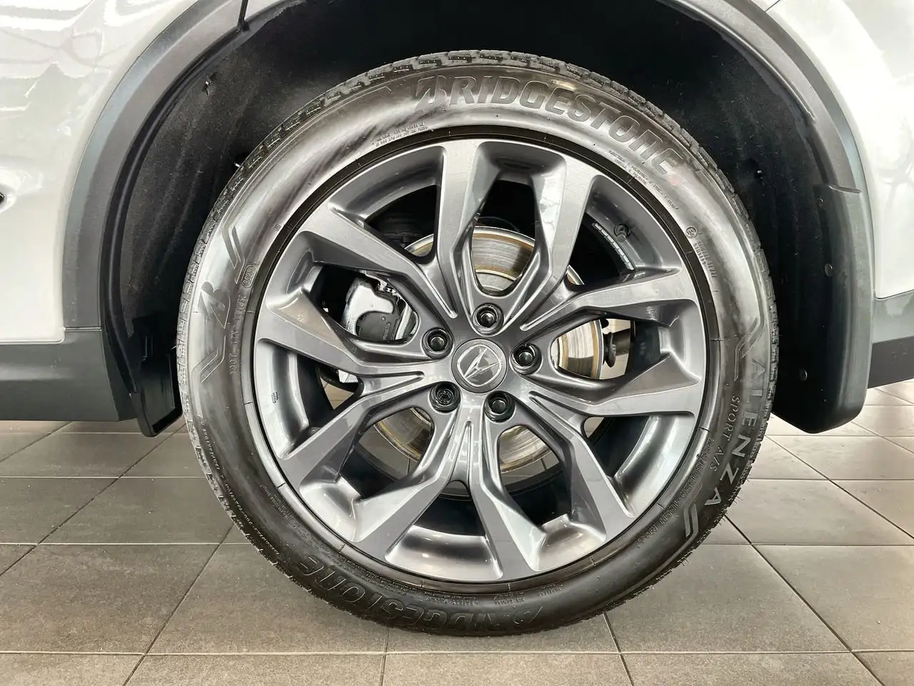 Acura MDX снимка Acura MDX