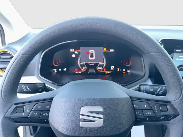SEAT Arona view 10