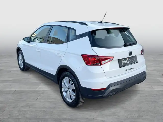 SEAT Arona view 4