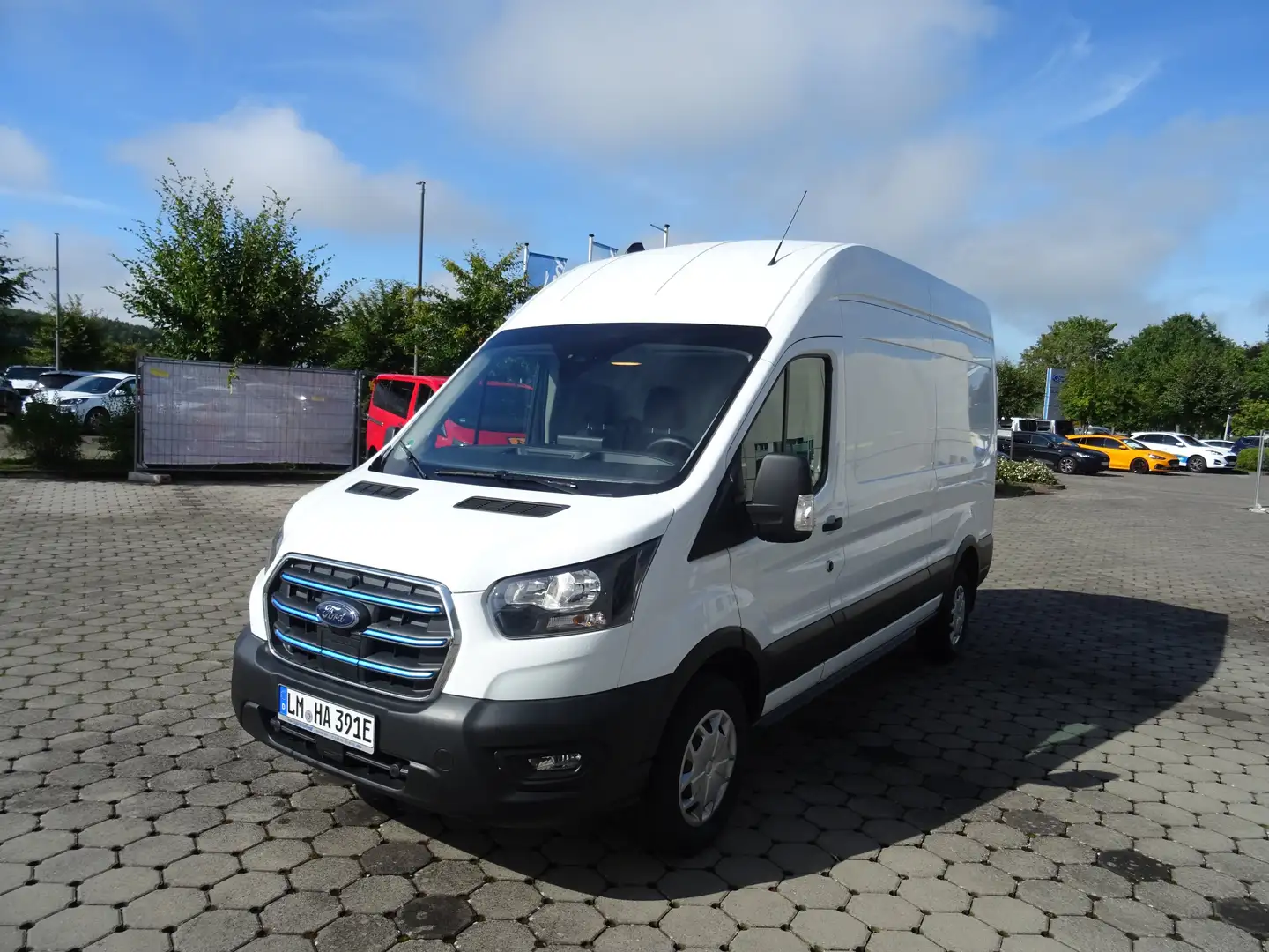 Ford Transit E 350 L3 Trend 184 PS Weiß - 1