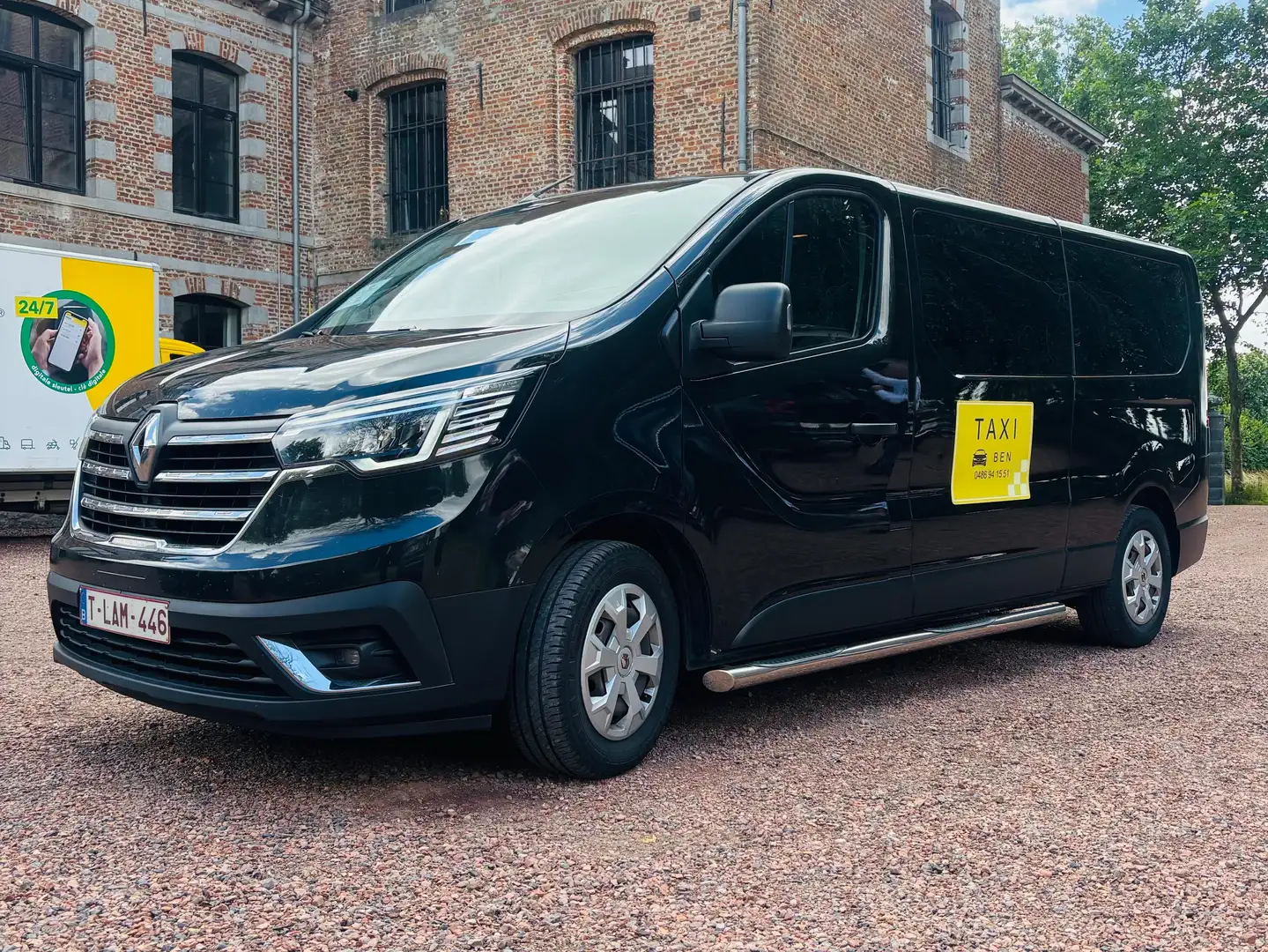 Renault Trafic 2.0 Blue dCi Life EDC S/S Noir - 1