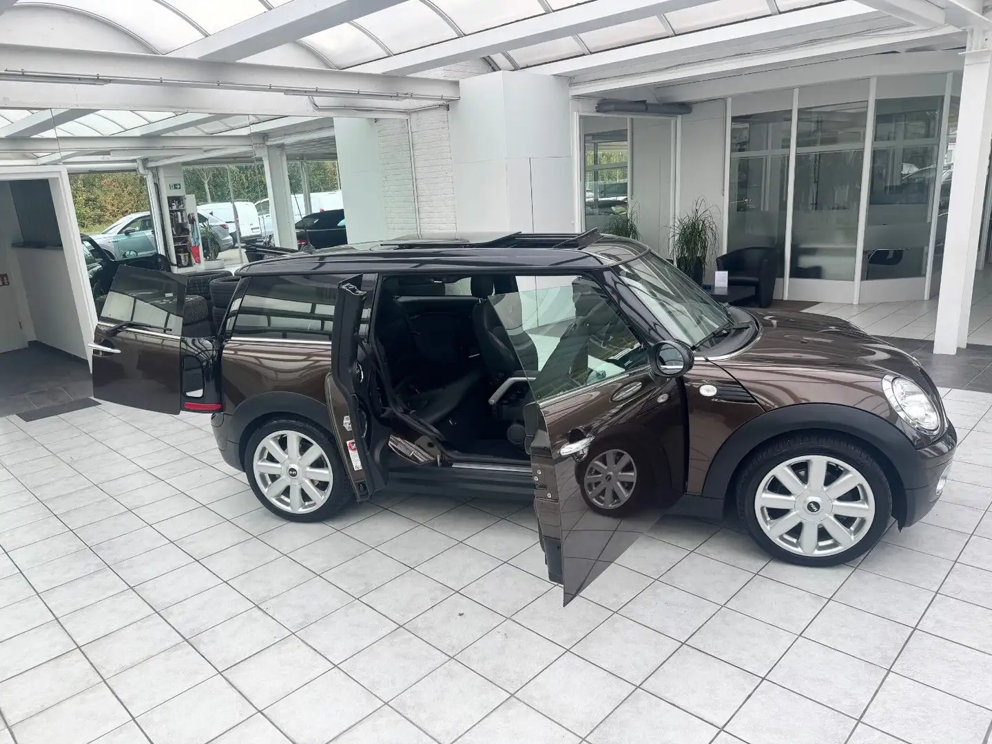 MINI Cooper Clubman Cooper Bruin - 1