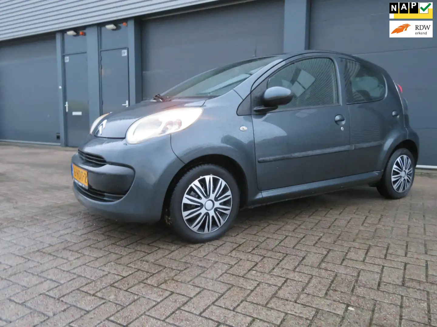 Citroen C1 1.0-12V Ambiance kleine zuinige auto airco Grau - 1
