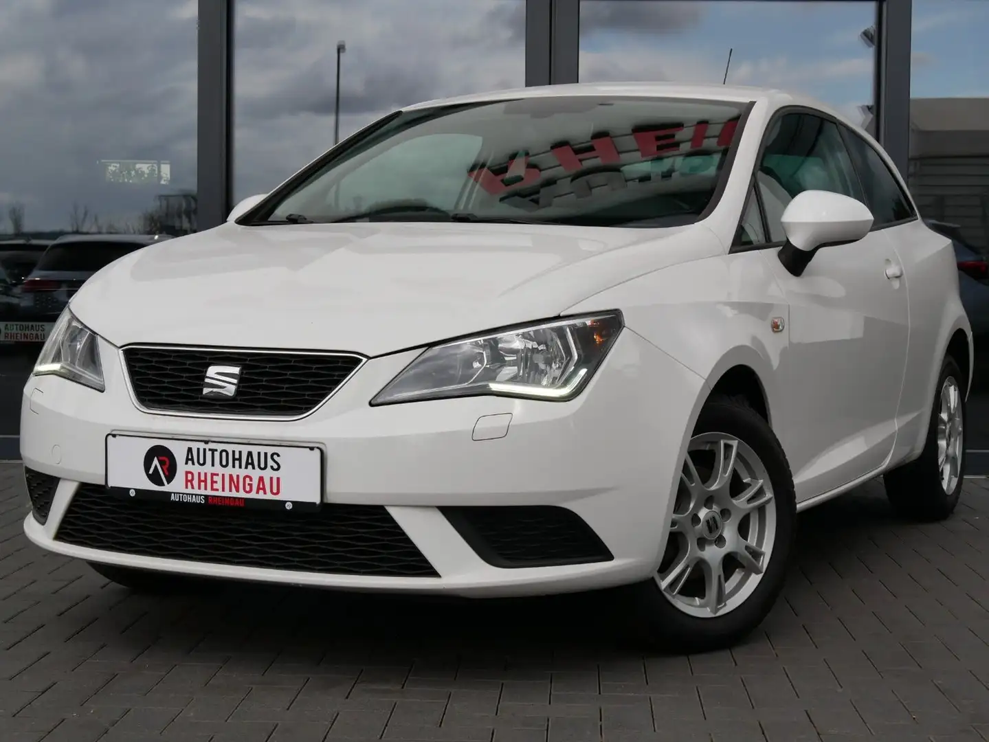 SEAT Ibiza SC Style PDC Sitzhzg. 2-Zonen Wit - 1