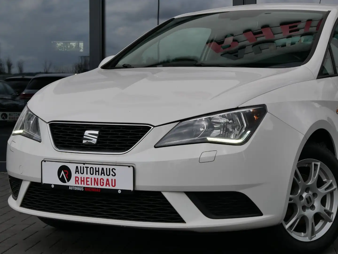 SEAT Ibiza SC Style PDC Sitzhzg. 2-Zonen Wit - 2