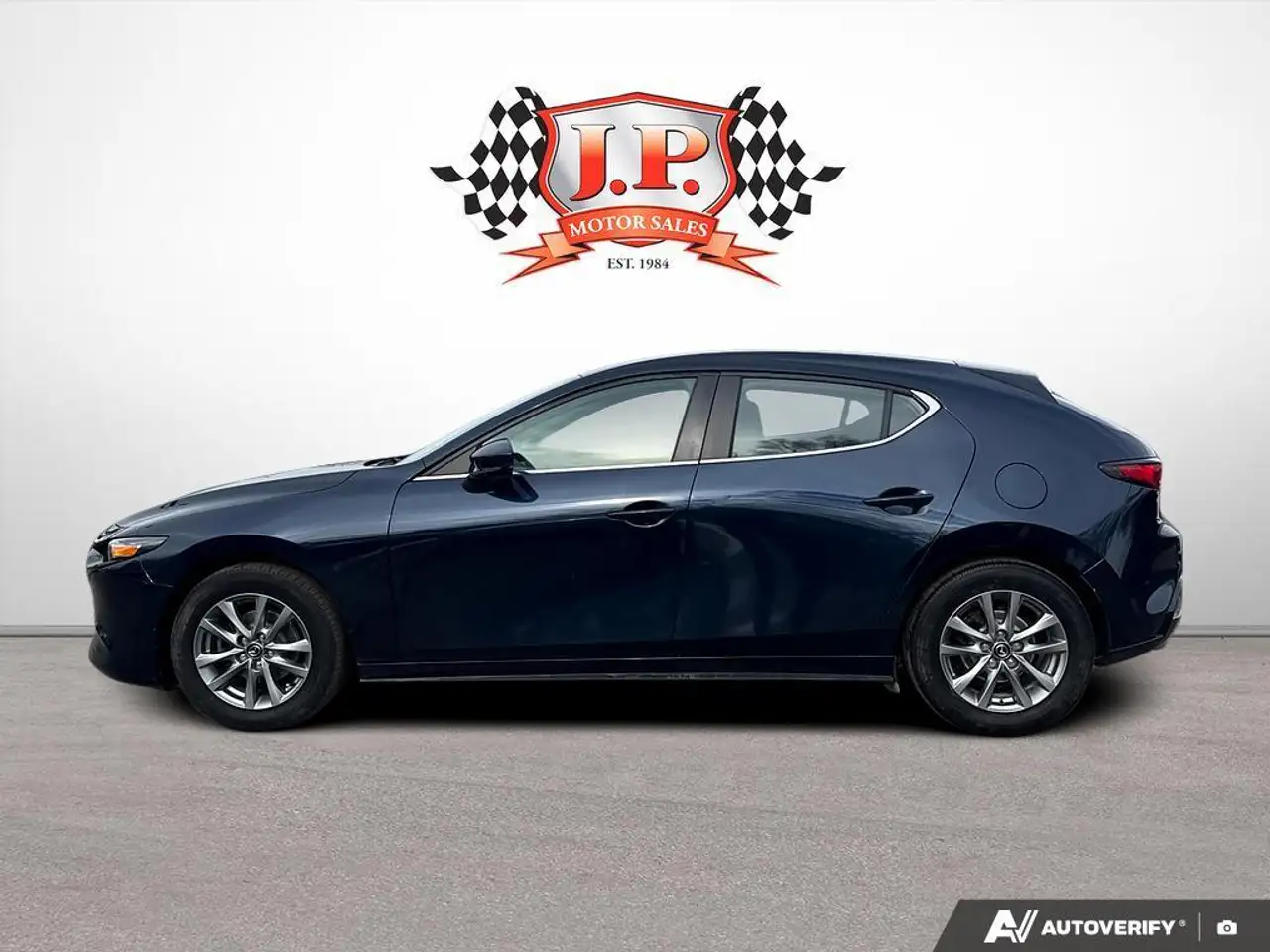 Mazda 3 снимка Mazda 3