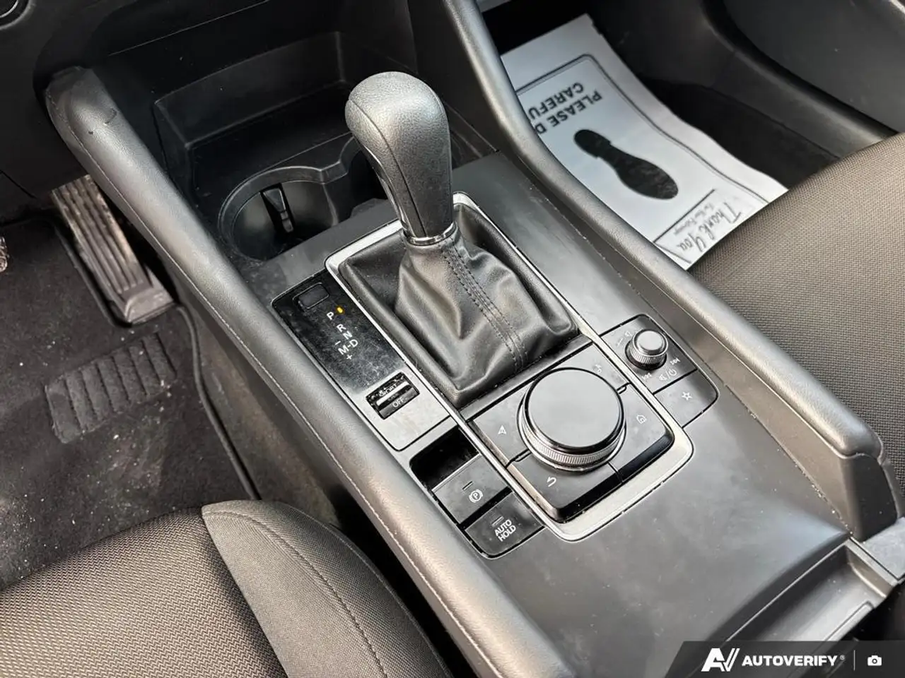 Mazda 3 снимка Mazda 3