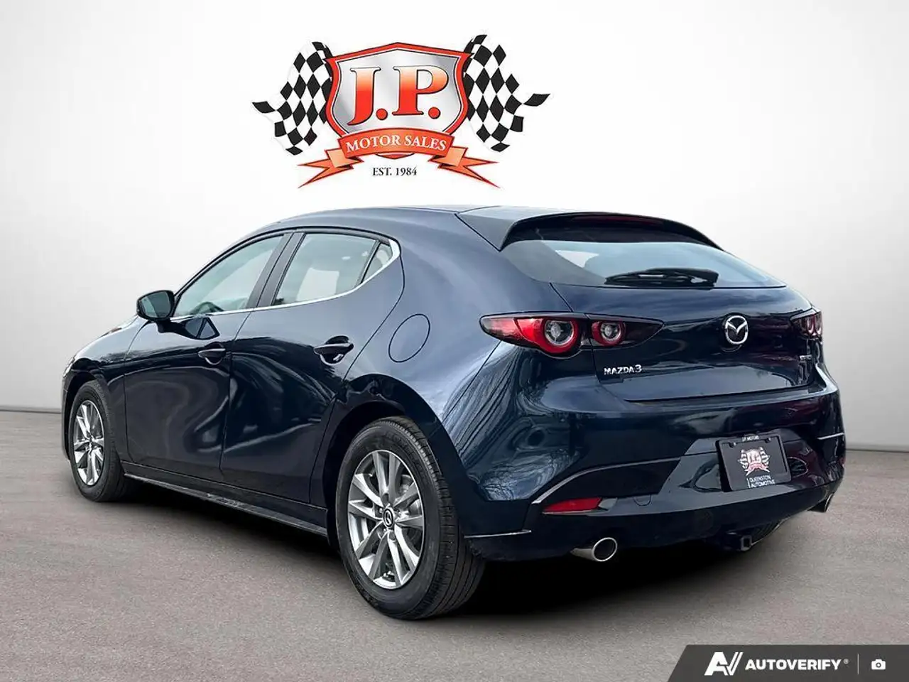 Mazda 3 снимка Mazda 3