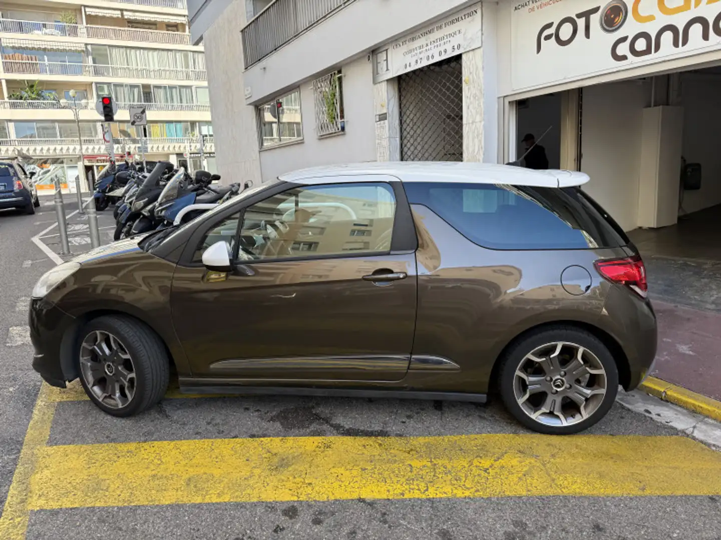 Citroen DS3 1.6 THP 155CH ULTRA PRESTIGE Brun - 2