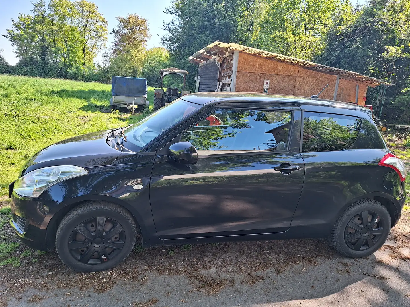 Suzuki Swift 1.2 Maygar Schwarz - 1