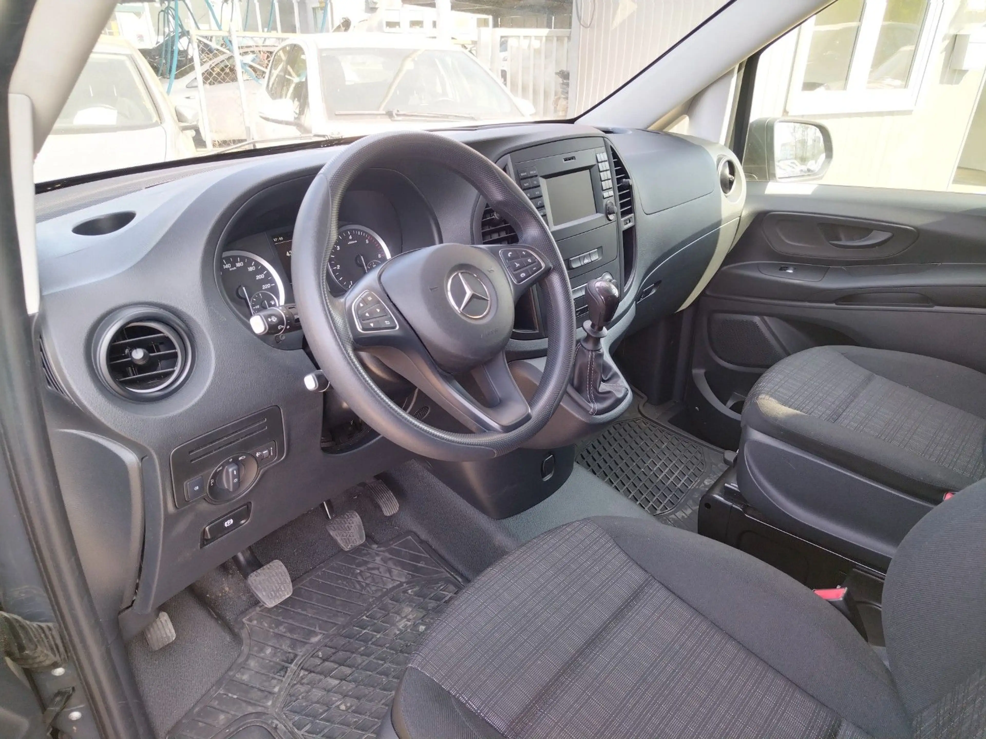 Mercedes-Benz Vito Kasten 109/110/111/114 CDI FWD lang+NAVI+CAM — photo 10