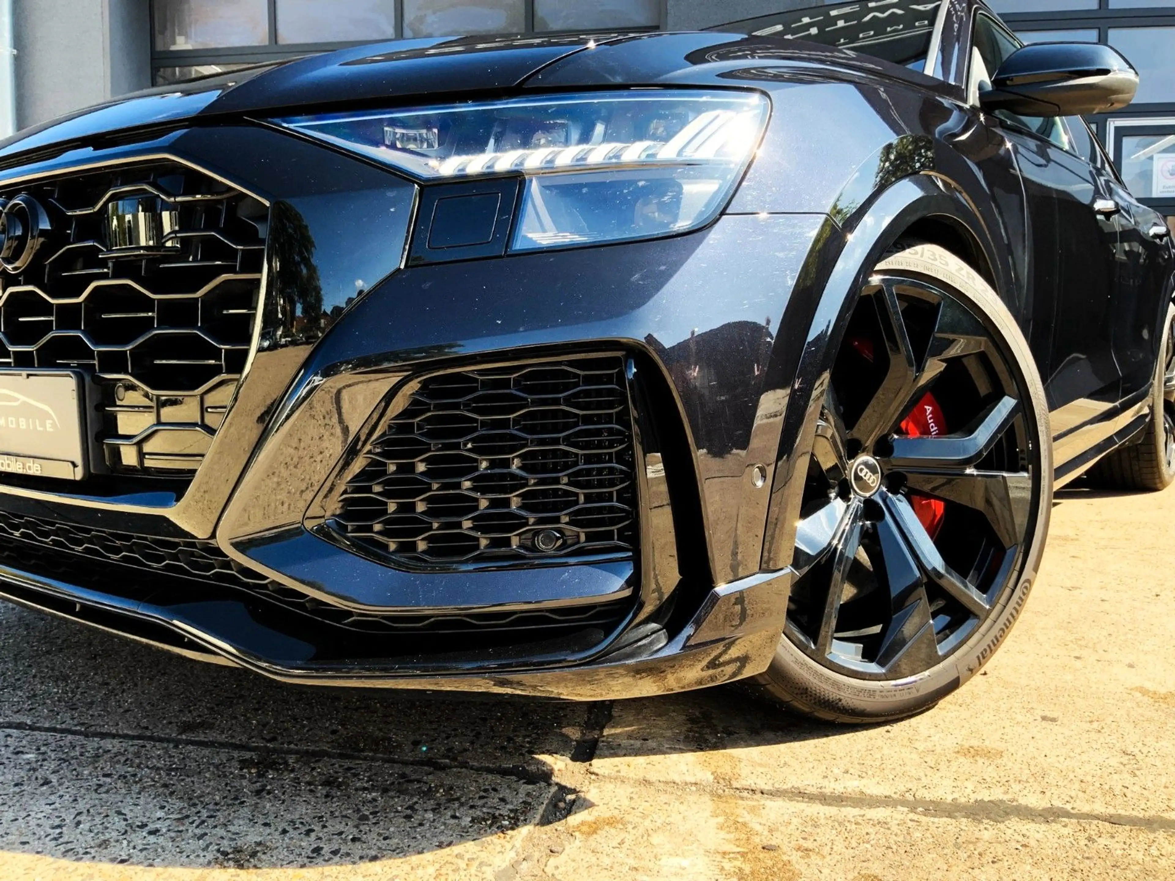 Audi RS Q8 4.0 TFSI quattro Bang & Olufsen VOLL — photo 3