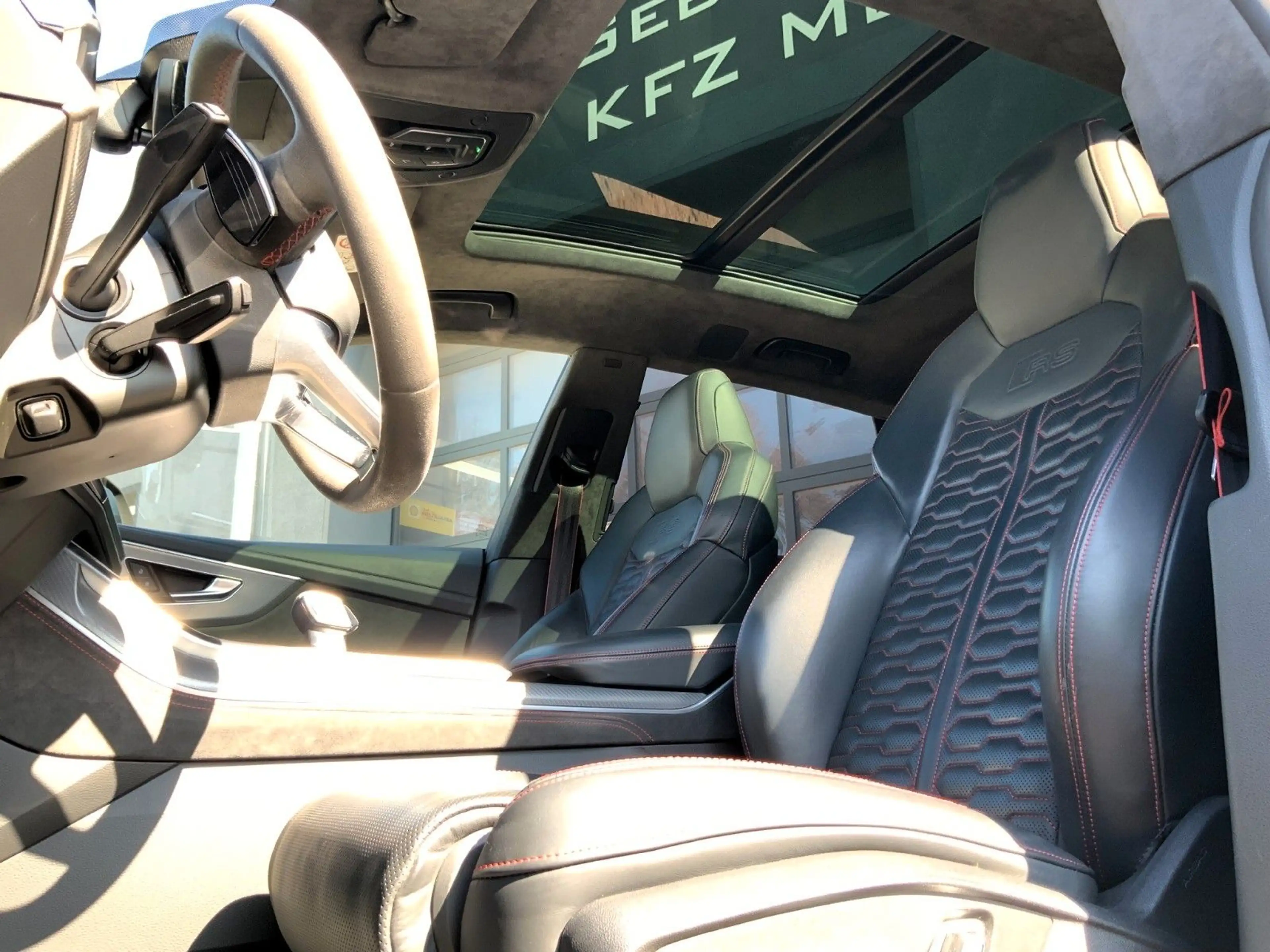 Audi RS Q8 4.0 TFSI quattro Bang & Olufsen VOLL — photo 12