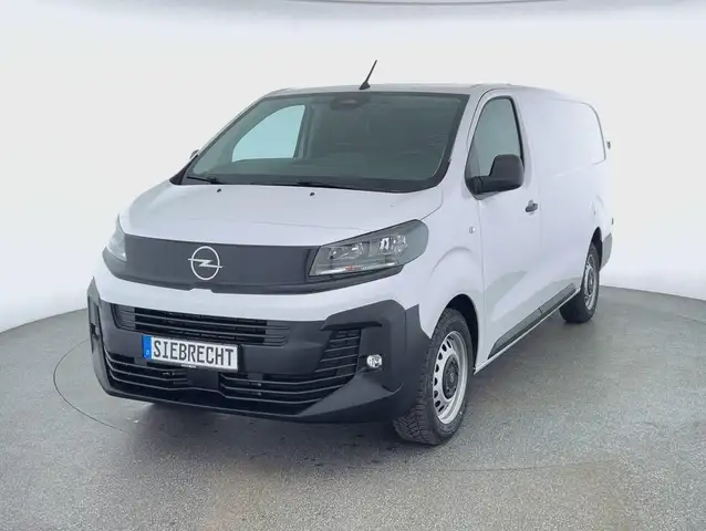 Opel Vivaro in White for sale