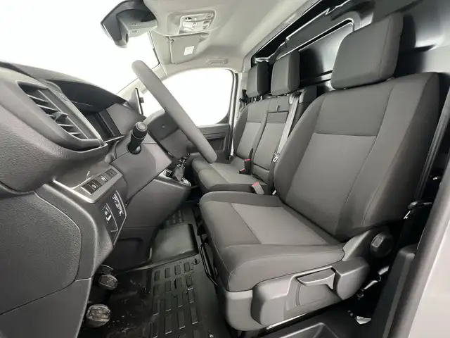Opel Vivaro view 7
