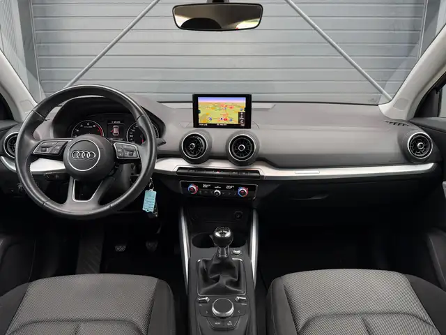 Audi Q2 view 3