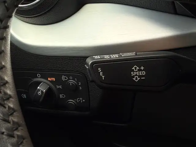 Audi Q2 view 17