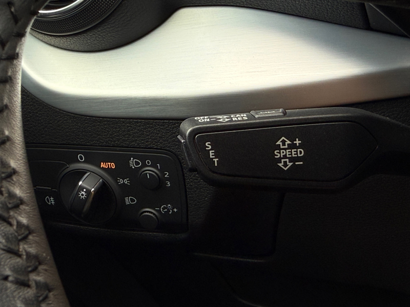 Audi Q2 1.0 TFSI Sport Pro Line, NL Auto, Climate, Trekhaa — photo 17