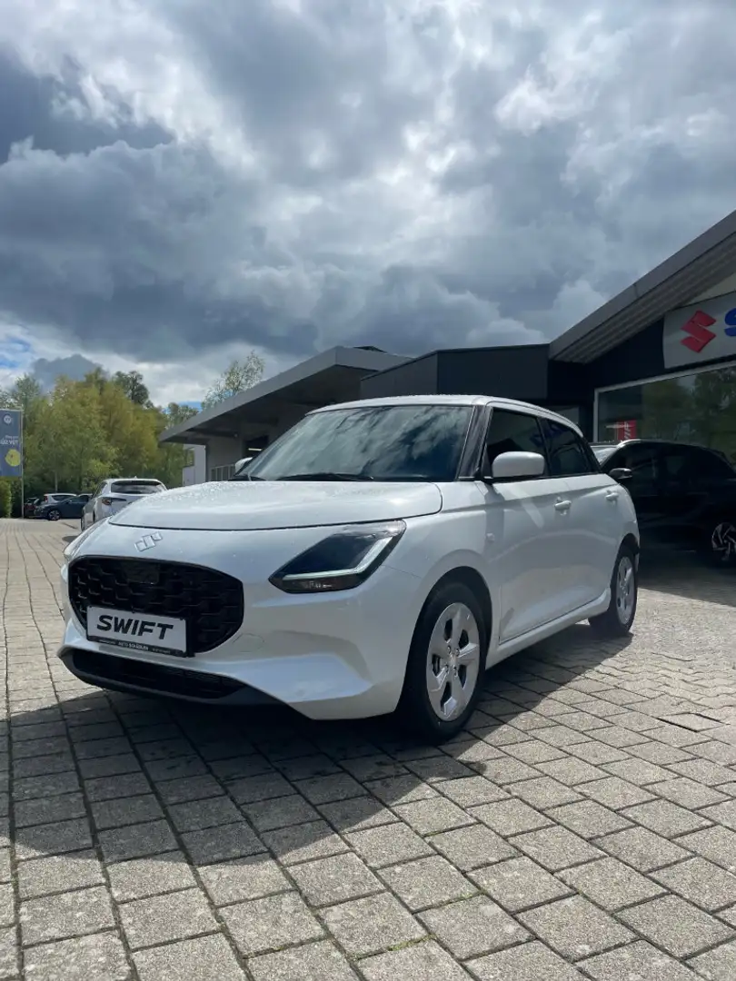 Suzuki Swift 1.2 Dualjet Hybrid 61 kW Comfort Blanc - 2