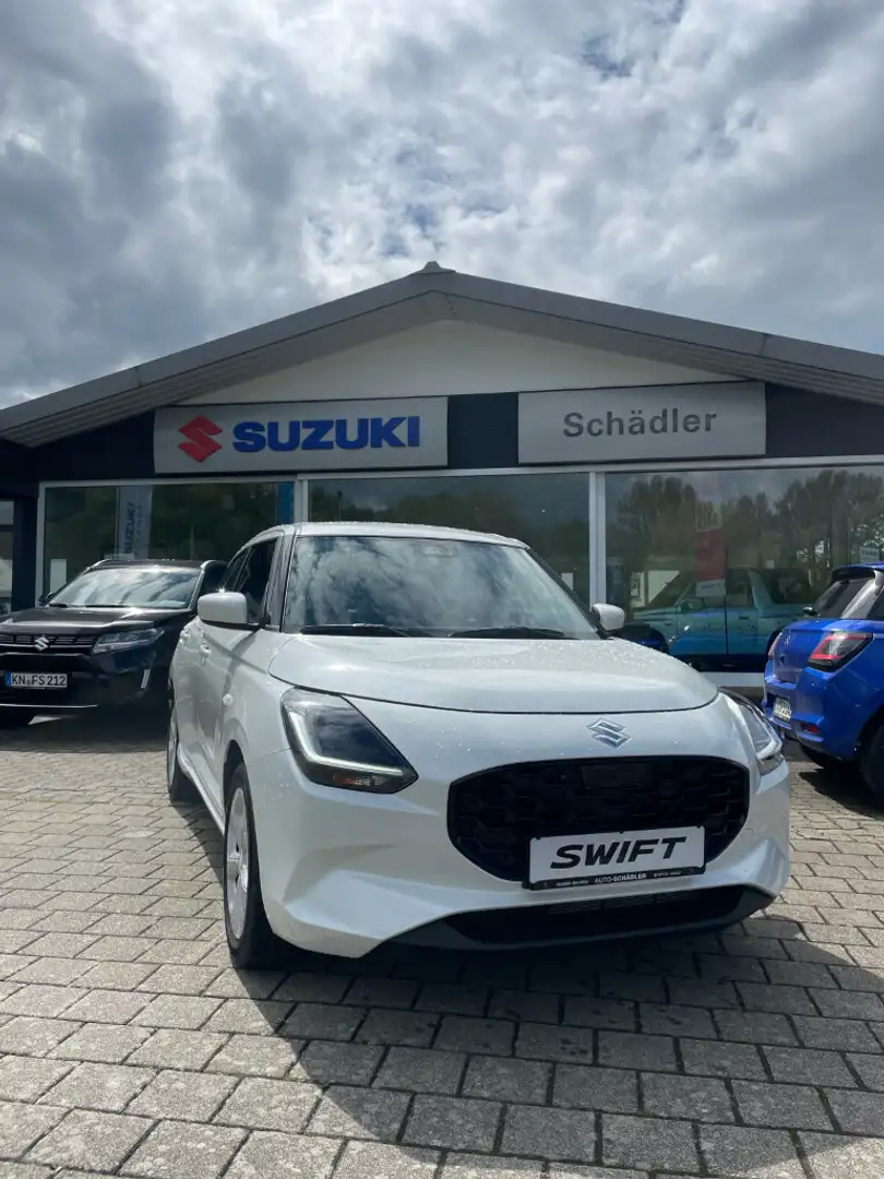 Suzuki Swift 1.2 Dualjet Hybrid 61 kW Comfort Blanc - 1